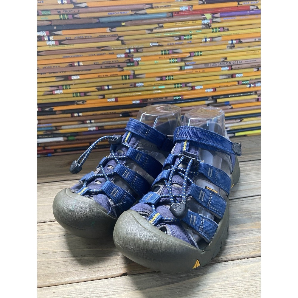 Keen Newport H2 Sandals Big Kids Youth Size 4 Blue Waterproof Sport Shoes Boys